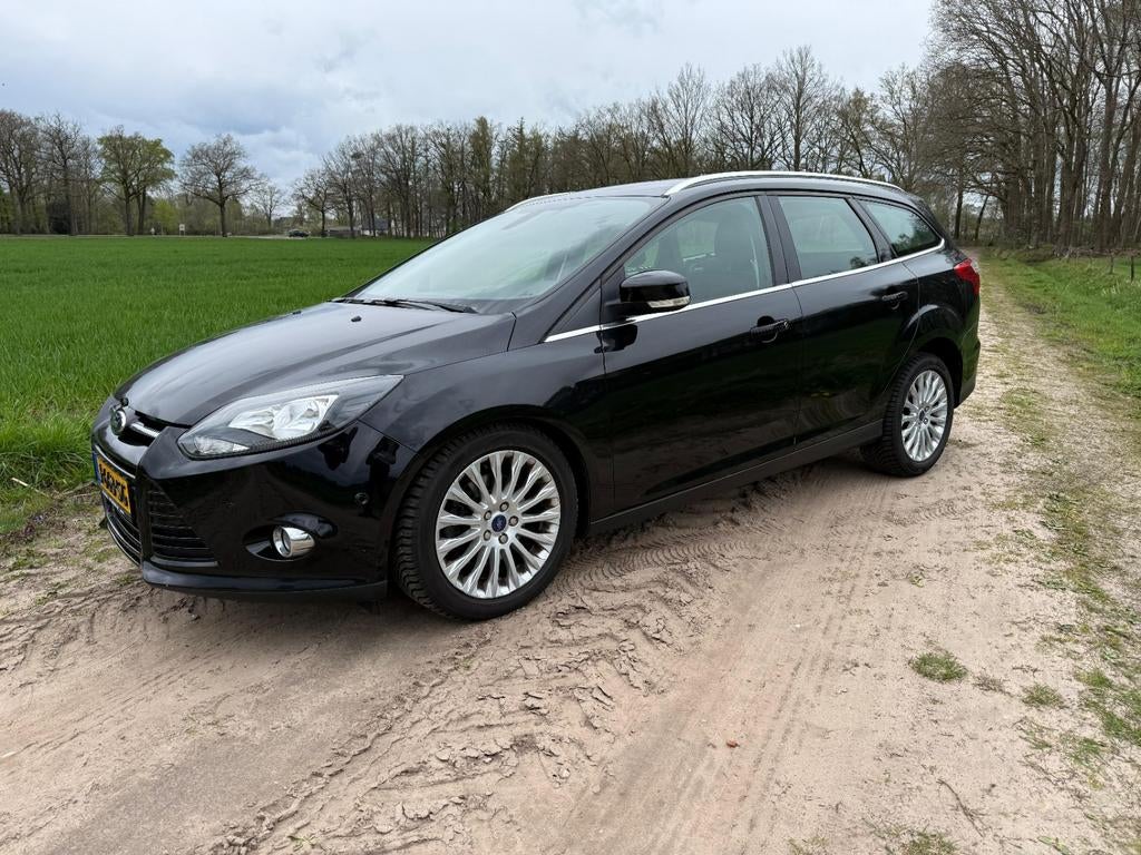 Ford Focus 1.6 Ecoboost 150pk 2012 Zwart, 1596 cc, Zwart, 4 cilinders, Bluetooth