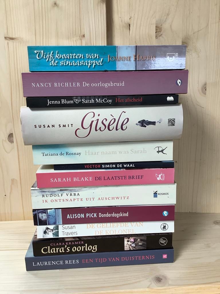 Boekenpakket: 11 oorlogsromans van diverse auteurs, Ophalen, Gelezen, Nederland