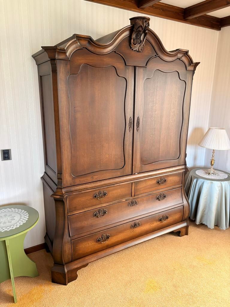 Eiken kast met veel bergruimte, Ophalen, Gebruikt, 200 cm of meer, 150 tot 200 cm