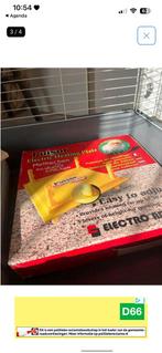 Warmteplaat voor kuikens. Met hok en allerlei andere spul, Dieren en Toebehoren, Minder dan 60 cm, Minder dan 75 cm, Ophalen of Verzenden