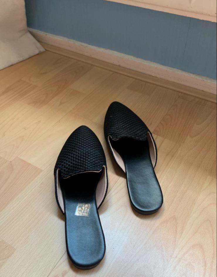 Shein instapper slippers maat 40, nieuw, Kleding | Dames, Schoenen, Verzenden, Nieuw, Zwart, Slippers
