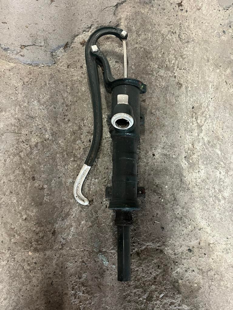 Oude handwaterpomp, Tuin en Terras, Ophalen, Gebruikt, Handmatig, Overige typen