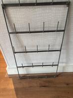 Metalen rek met 23 pinnen ., Gebruikt, 100 tot 150 cm, Metaal, Ophalen