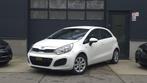 Kia Rio 1.2 CVVT ComfortLine | Airco | Nieuwe APK, Auto's, Voorwielaandrijving, Euro 5, 4 cilinders, Wit
