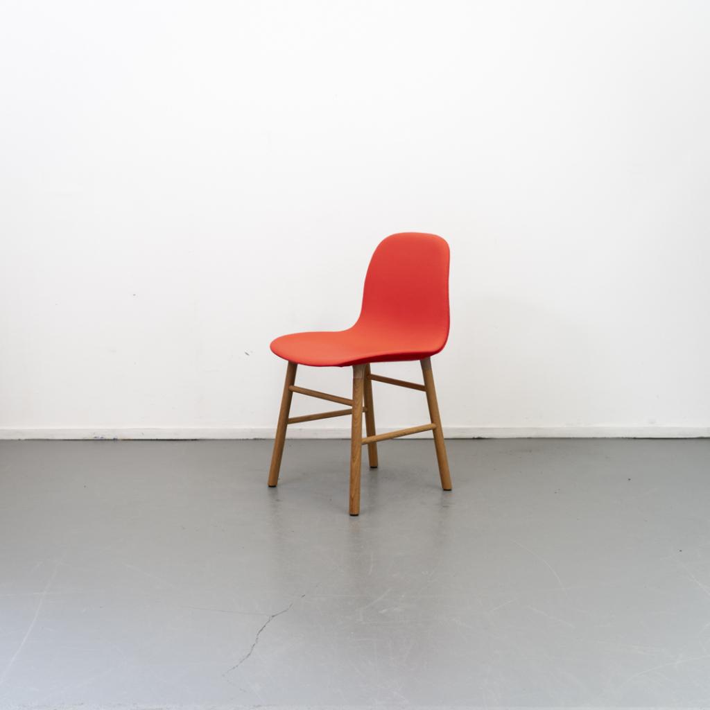 3 Normann Copenhagen Form stoel Rood Nieuw, Niet ingevuld, Niet ingevuld, Nieuw, Stof