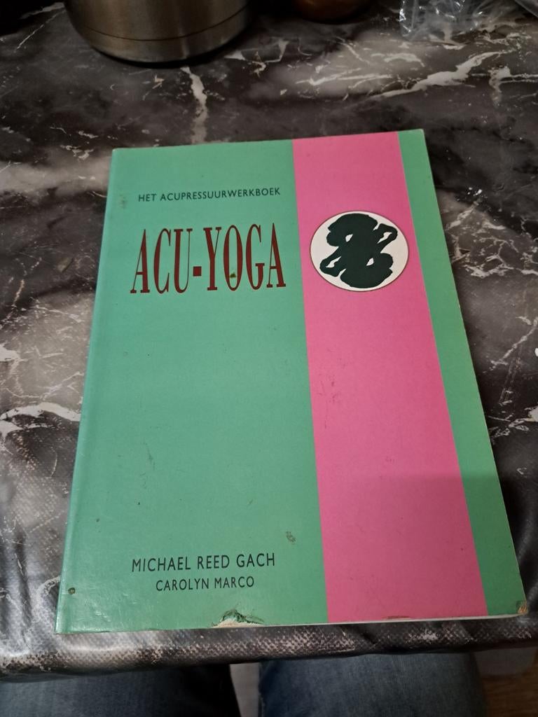 C. Marco - Acu-yoga, Boeken, Spiritualiteit algemeen, Overige typen, Ophalen of Verzenden, Zo goed als nieuw