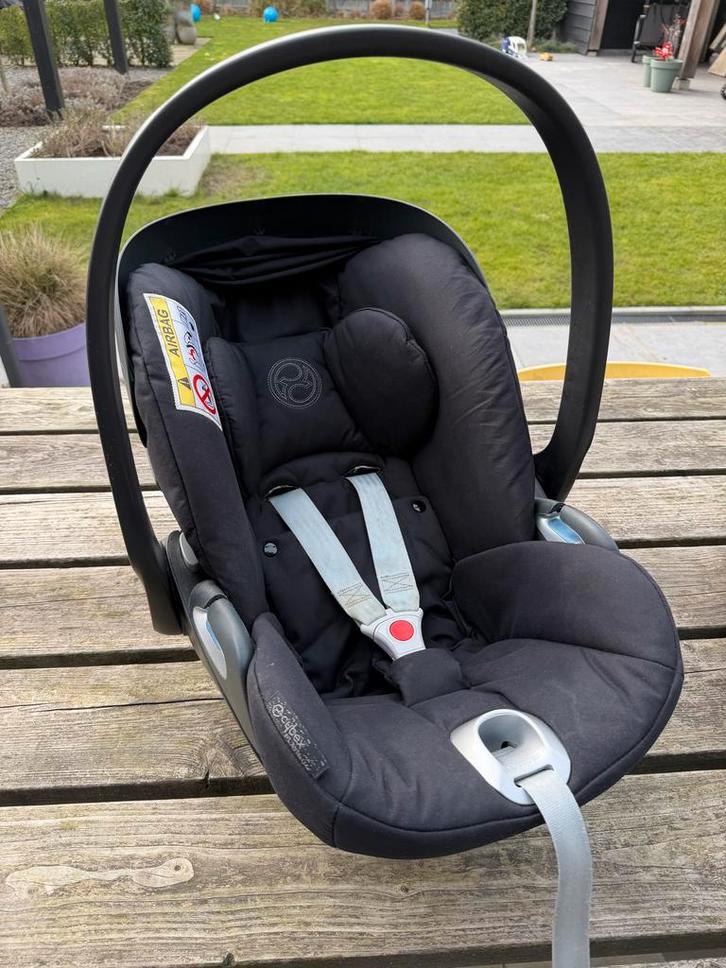 Cybex Cloud Z i-Size Deep Black met 2x Cybex Base, Kinderen en Baby's, Autostoeltjes, Zo goed als nieuw, Overige merken, 0 t/m 13 kg