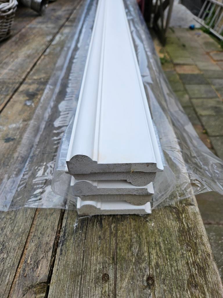 Witte plinten / architraven 5 stuks, Doe-het-zelf en Verbouw, Ophalen, Nieuw, Mdf, 250 cm of meer