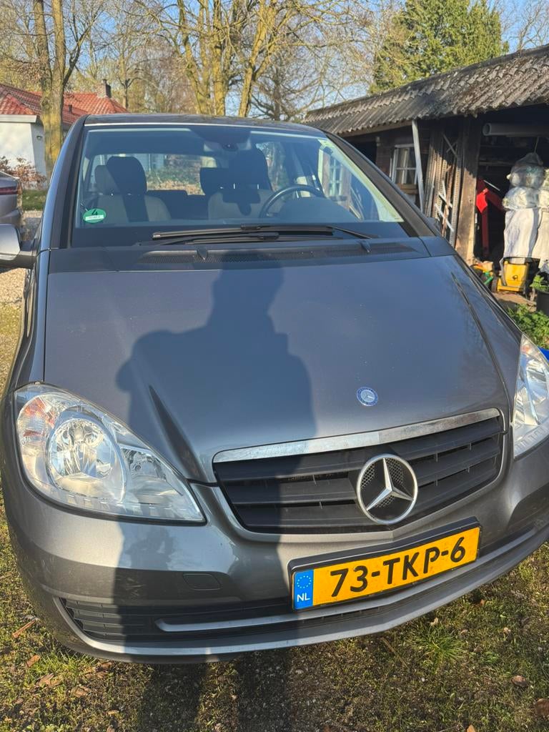 Mercedes-Benz A-Klasse 1.5 A160 5DRS 2012 Grijs, Auto's, Voorwielaandrijving, 49 €/maand, Origineel Nederlands, 595 kg