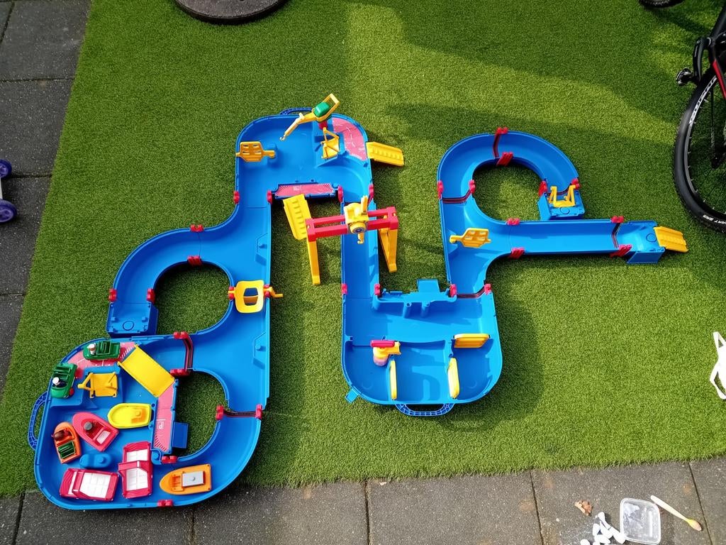 Aquaplay mega baan, extra set, hijskraan., Ophalen of Verzenden, Zo goed als nieuw