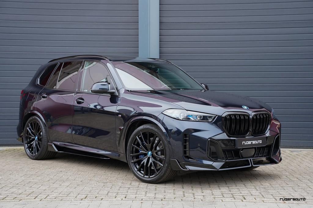 BMW X5 XDrive50e M Sport | Pano | 360 | Headup | 22" | Trekh, Verwarming stoelen achter, Gebruikt, 2395 kg, 489 pk