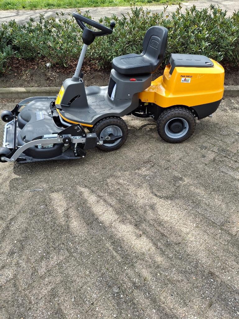 STIGA PARK 300LC 85CM, Ophalen, Stiga, Zo goed als nieuw, Mulchfunctie
