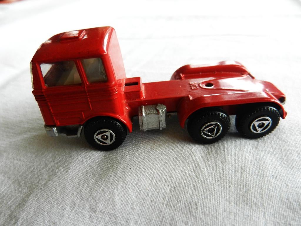 EFSI  oude Mercedes truck, Verzamelen, Ophalen, Zo goed als nieuw