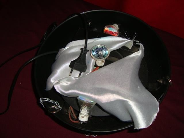 Gebruikt: Showtec Showflame hangend, 20230144, Overige typen, Ophalen of Verzenden, Mteurope@outlook.com, Kleur