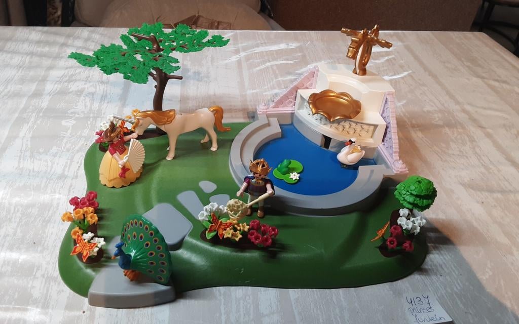 4137 eenhoorn fontein, Kinderen en Baby's, Speelgoed | Playmobil, Ophalen of Verzenden, Zo goed als nieuw, Complete set
