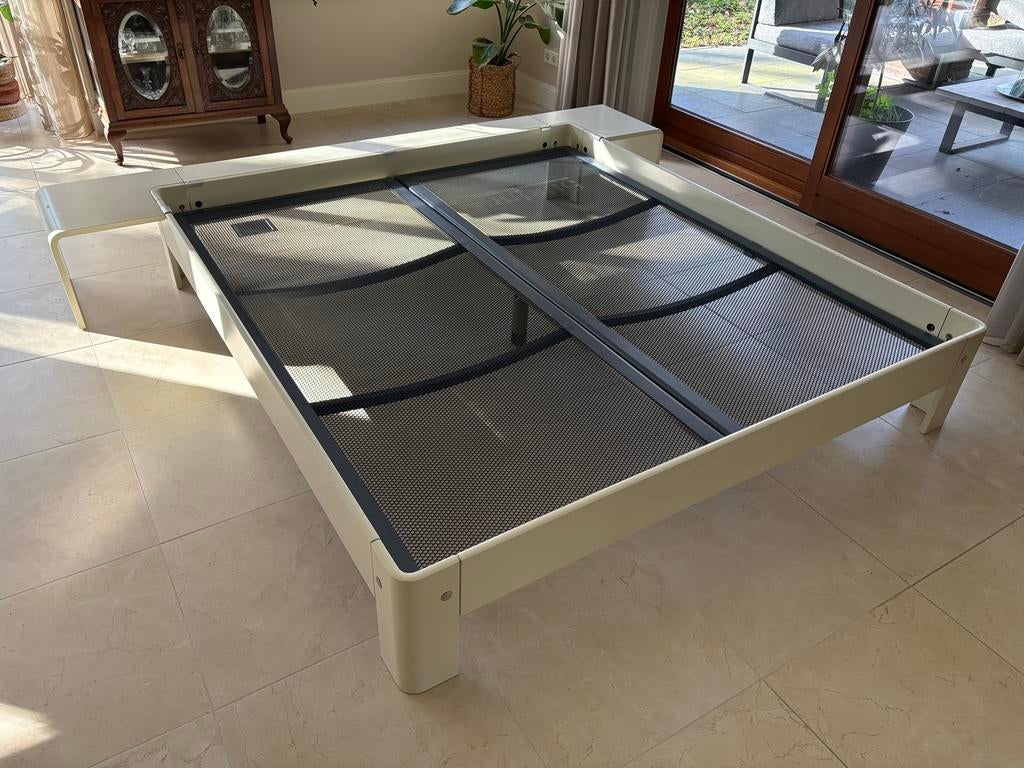 Nette Auping Auronde wit 180x200 34,5cm met achterelement, Huis en Inrichting, Slaapkamer | Complete slaapkamers, Ophalen of Verzenden