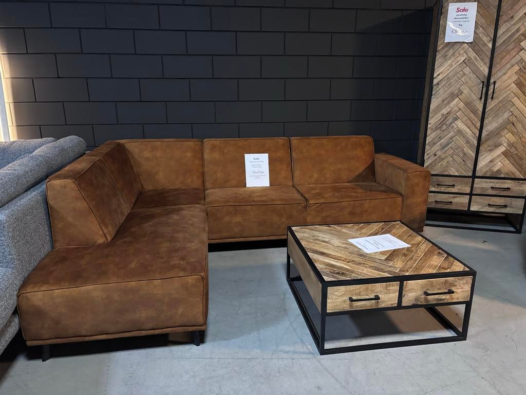 Hoekbank velvet - Showroom opruiming!, Huis en Inrichting, Banken | Bankstellen, Ophalen, Zo goed als nieuw, Vierpersoons of meer