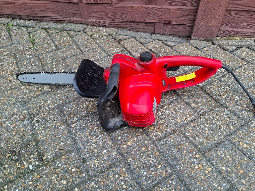 Electriche kettingzaag, Doe-het-zelf en Verbouw, Gereedschap | Zaagmachines, Ophalen, 1200 watt of meer, Kettingzaag, 30 tot 70 mm