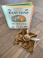 Raad eens hoeveel ik van je hou boek + knuffeldoekje, Ophalen of Verzenden, Zo goed als nieuw, 0 tot 6 maanden