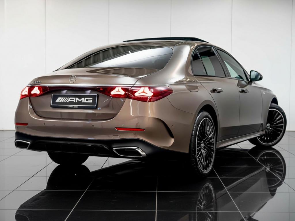 Mercedes-Benz E-Klasse E 300e AMG Line | Night | Superscreen, Auto's, Automaat, Gebruikt, Euro 6, 4 cilinders