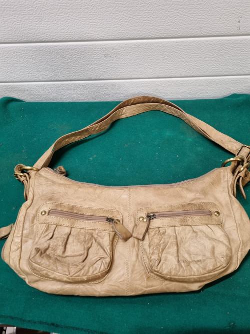 -	Schoudertas jean pierre van bruin leer, Ophalen of Verzenden, 'T Olde Gre-j, Info@toldegrej.nl, Endepoelstraat 20f Didam