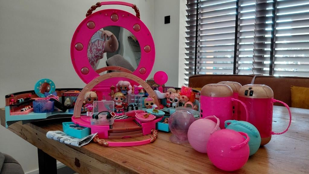 L.O.L surprise kapsalon inclusief poppetje, Ophalen of Verzenden, Gebruikt