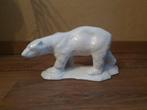 Wit geglazuurd aardewerken beeld – IJsbeer, Antiek en Kunst, Ophalen of Verzenden