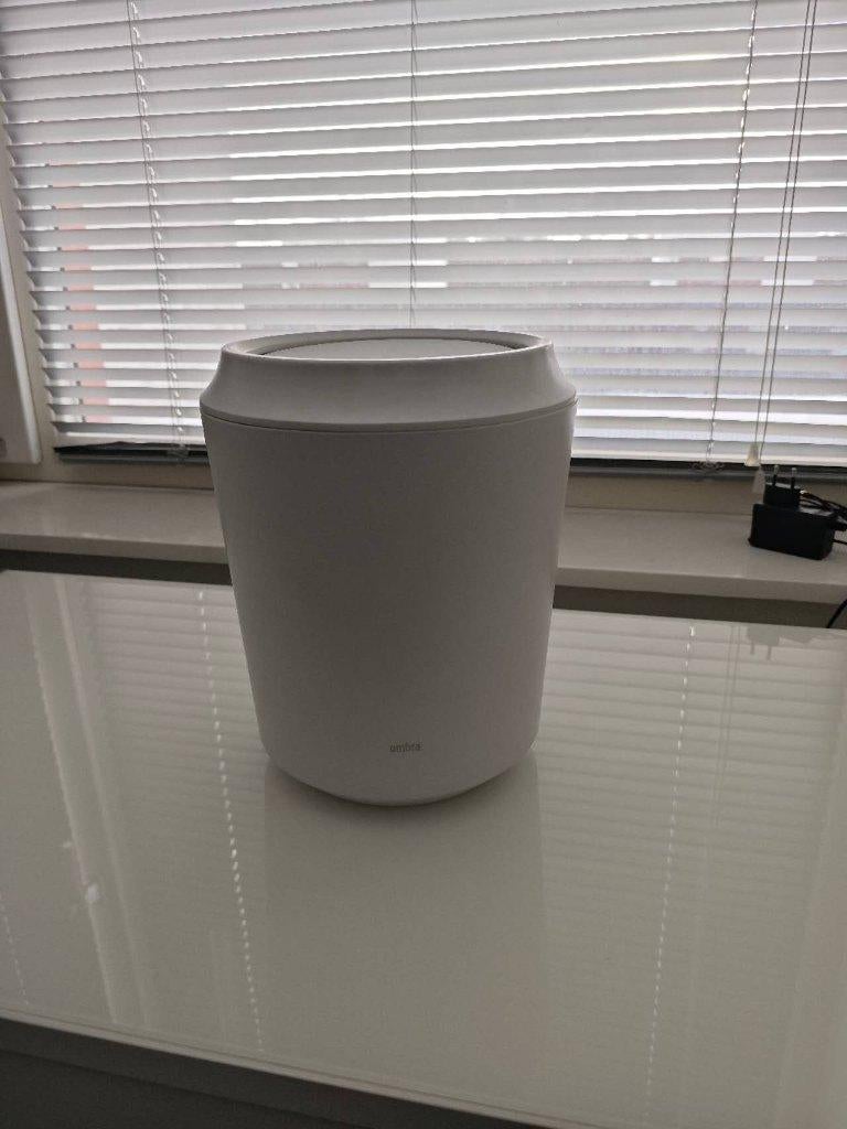 Umbra Corsa Bathroom Trash Can With Lid 12L White, Ophalen of Verzenden, Kunststof, Minder dan 50 cm