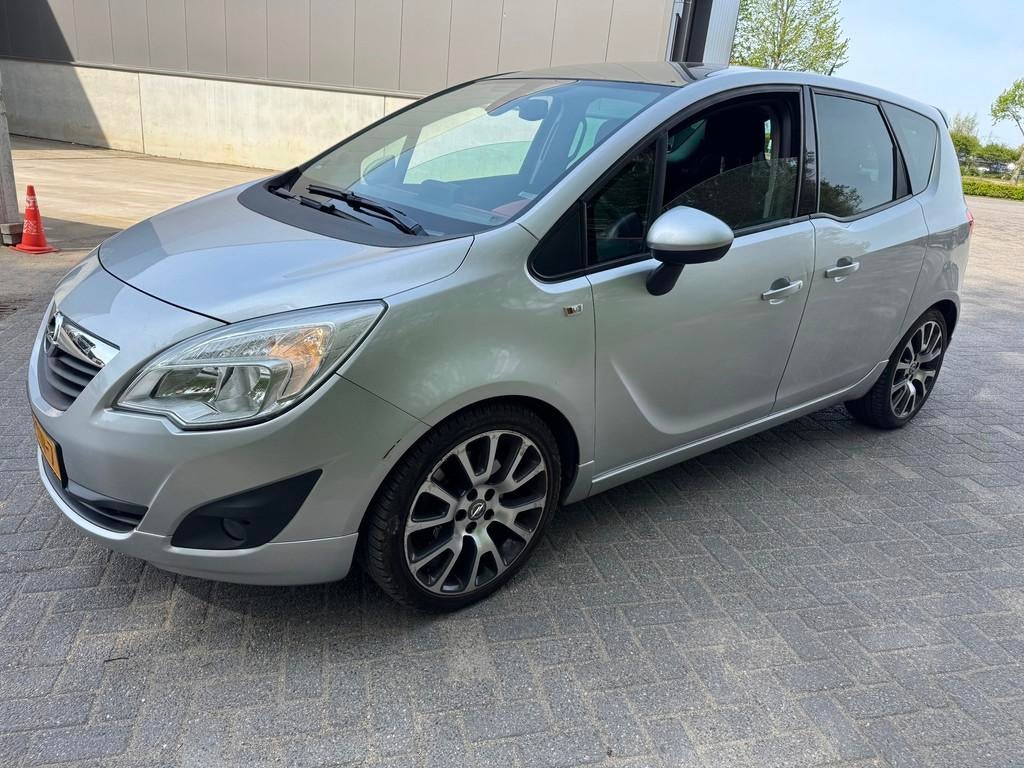 Opel Meriva 1.4 Turbo Edition Navi 1ste eigenaar, Auto's, Voorwielaandrijving, Euro 5, 15 km/l, Gebruikt