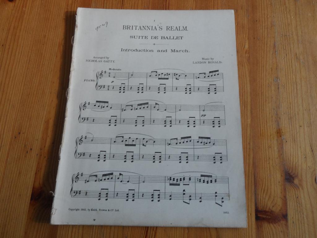 Britannia's realm - ronald / gatty, Gebruikt, Ophalen of Verzenden, Artiest of Componist, Piano