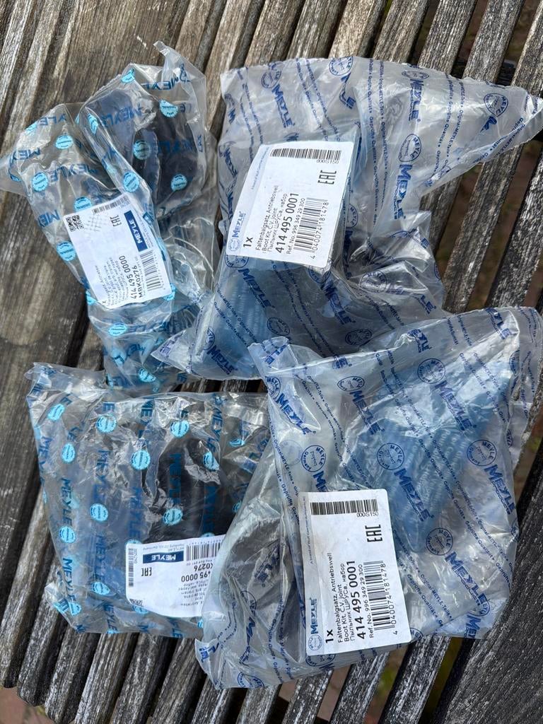 Nieuwe Porsche 996 aandrijfas rubbers (Meyle), Ophalen of Verzenden, Nieuw, Porsche