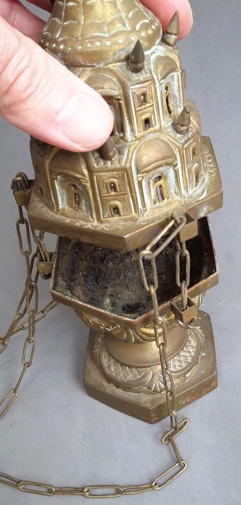 Om 1875 Wierooklamp Godslamp Toren Model Wierook God Lamp, Ophalen of Verzenden