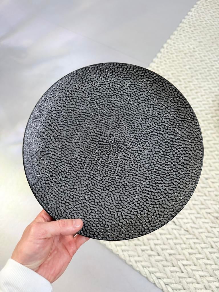 8x Q Authentic Honeycomb Coupe Borden Zwart - 27,5 cm, Ophalen, Zo goed als nieuw, Bord(en), Overige stijlen