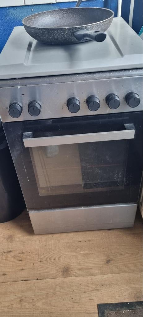 Gasfornuis met oven - Gebruikt, Gebruikt, Gas, 85 tot 90 cm, 4 kookzones
