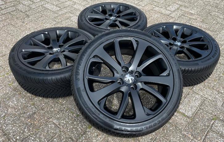 17 inch 4x108  sport velgen Peugeot 208 citroen C3 DS3, Auto-onderdelen, Banden en Velgen, Banden en Velgen, All Season, 17 inch