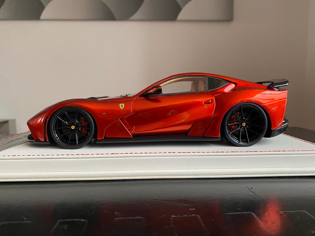 1:18 Davis & Giovanni Novitec Ferrari 812 N-Largo, Hobby en Vrije tijd, Modelauto's | 1:18, Ophalen of Verzenden, Zo goed als nieuw
