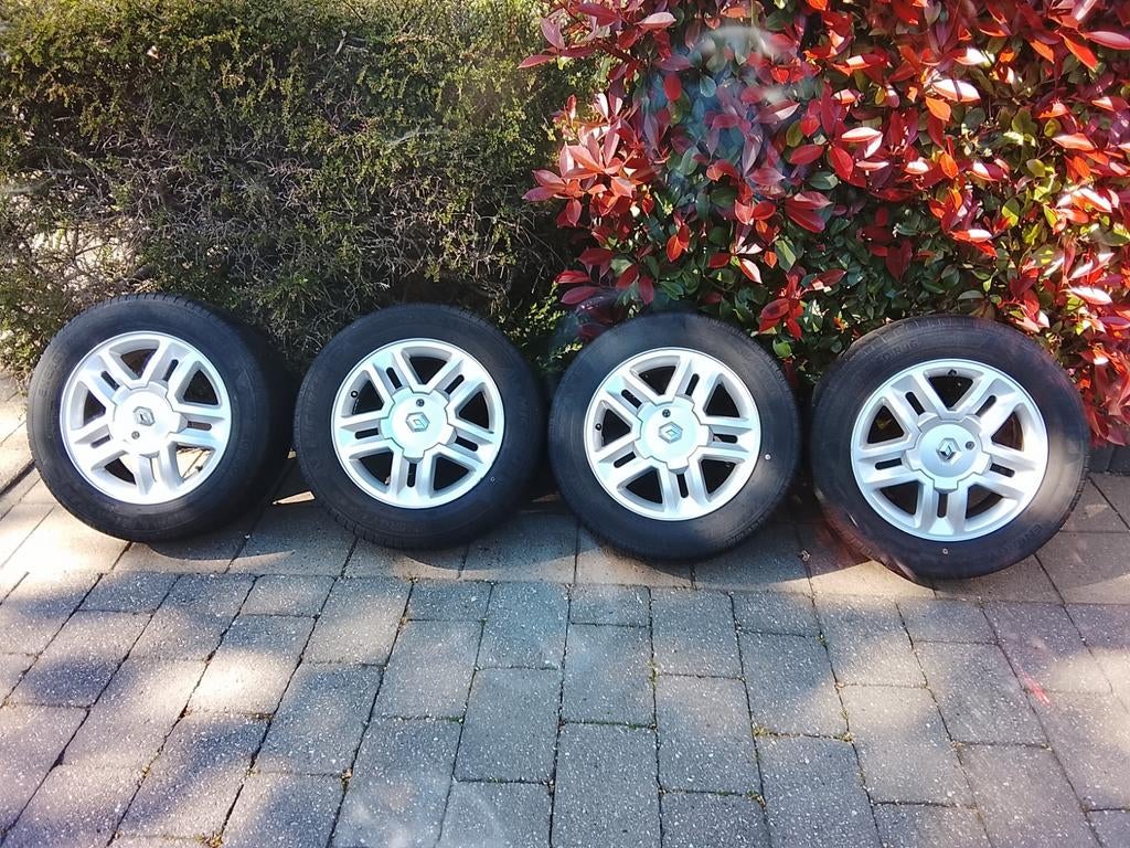 Lichtmetalen velgen met zomerbanden, Auto-onderdelen, Banden en Velgen, 16 inch, Zomerbanden, 205 mm, Ophalen of Verzenden