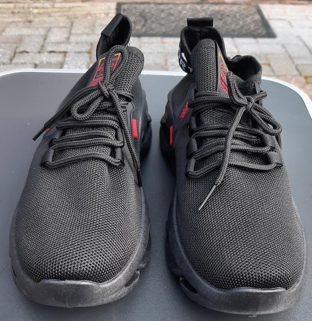 Nieuwe zwarte sneakers maat 40 - Comfortabel en stijlvol, Kleding | Dames, Schoenen, Verzenden, Nieuw, Zwart, Sneakers of Gympen