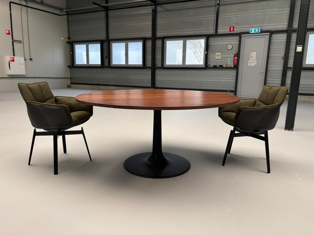 Arco Joist Dining Table 160cm Walnoot Massief LP € 7.500,-, Huis en Inrichting, Tafels | Bijzettafels, Arco, Info@micheldethouars.nl