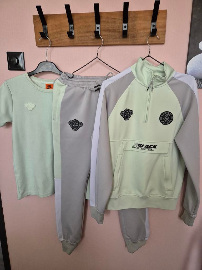 Black Bananas trainingspak met shirt maat 176, Kinderen en Baby's, Kinderkleding | Maat 176, Ophalen of Verzenden