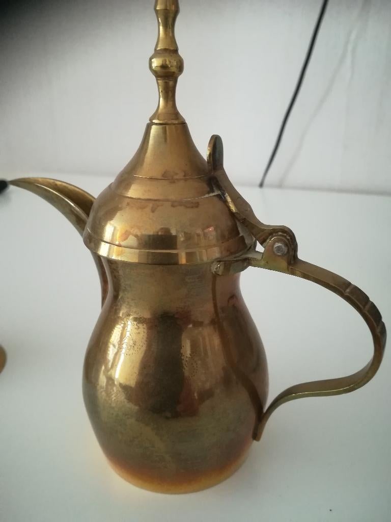 Arabische koffiepot schenkkan DALLAH snavelbekkan, Ophalen of Verzenden, Koper