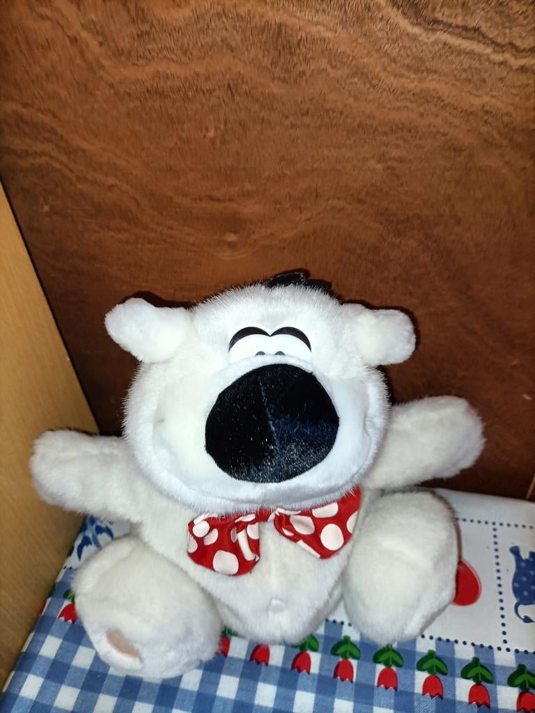 Dommel handpop 23 cm groot, Ophalen of Verzenden, Zo goed als nieuw, Overige typen