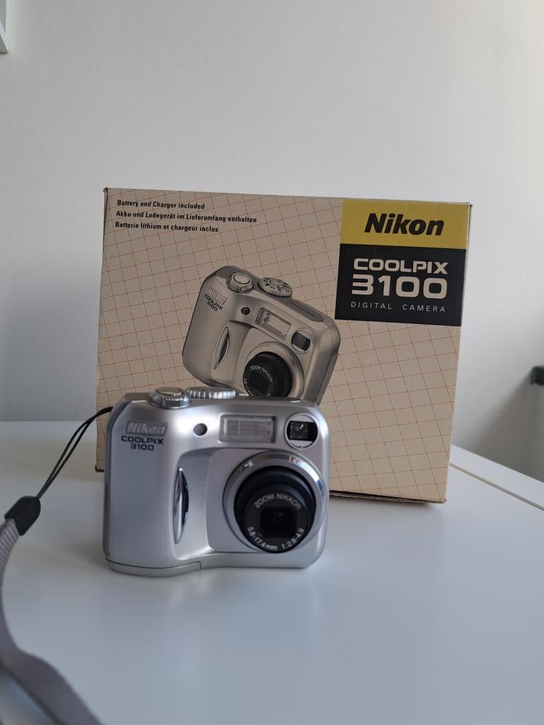 Digitale camera Nikon coolpix 3100 nieuw in doos, Audio, Tv en Foto, Fotocamera's Digitaal, Ophalen of Verzenden, Nieuw, Nikon