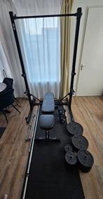 Complete fitness set 150kg, Squatrek, bankje, halterstang,, Ophalen, Zo goed als nieuw
