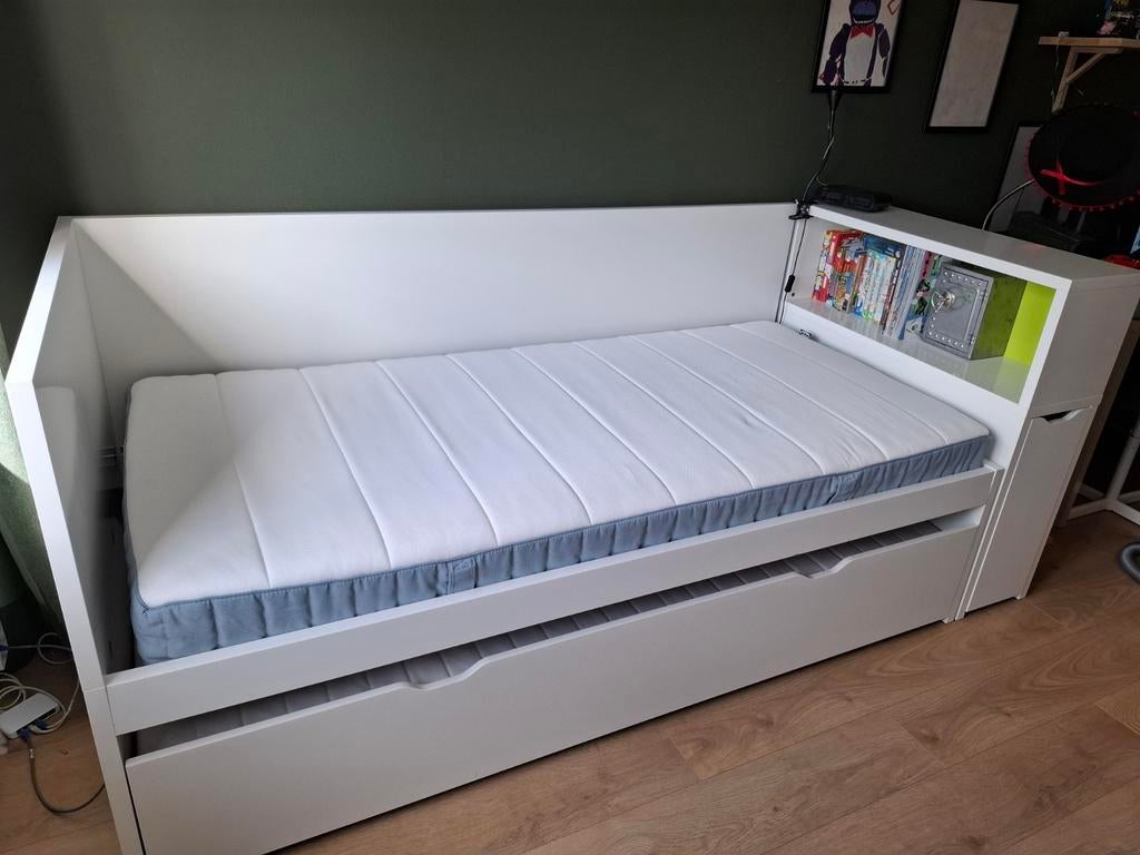 Ikea eenpersoonsbed met onderbed en kastje, Ophalen, Gebruikt, 90 cm, Eenpersoons