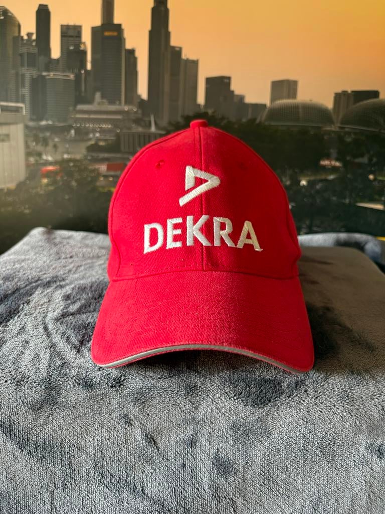 F1 Michael Schumacher Dekra pet jaren '90 - Nieuwstaat, Kleding | Heren, Ophalen of Verzenden, Nieuw, One size fits all, Pet