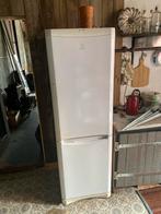 Indesit Koelkast met Vriezer - Wit, redelijke Staat, Gebruikt, 200 liter of meer, 60 cm of meer, Met aparte vriezer