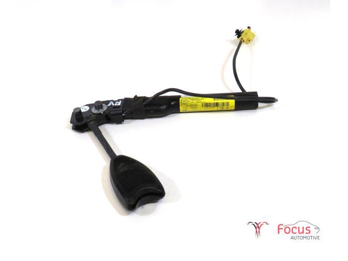 Gordelspanner rechts van een Opel Meriva, Gebruikt, -, -, Opel