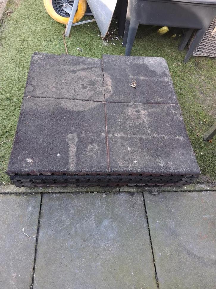 Rubberen tegels gratis, Tuin en Terras, Tegels en Klinkers, Gebruikt, Overige typen, Rubber, 5 tot 10 m², Ophalen