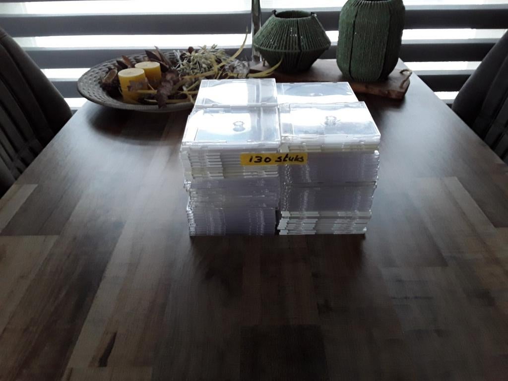 Lege dvd en cd hoesjes zie foto.s doe maar een bod, Ophalen, Zo goed als nieuw